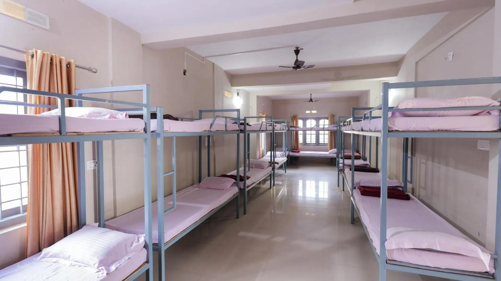 Hotel Wintergates Padinjarathara 0*,  India