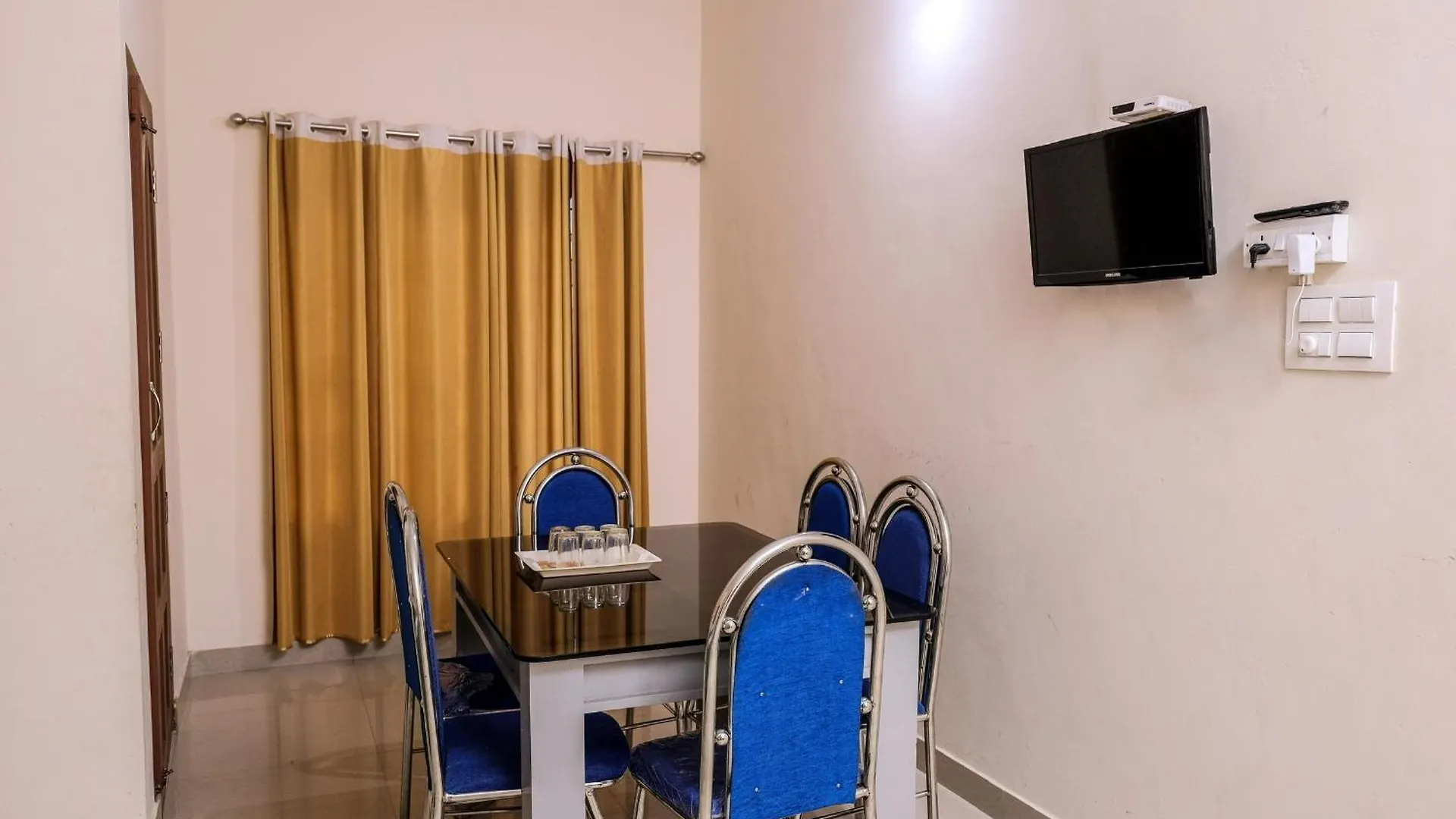 Hotel Wintergates Padinjarathara
