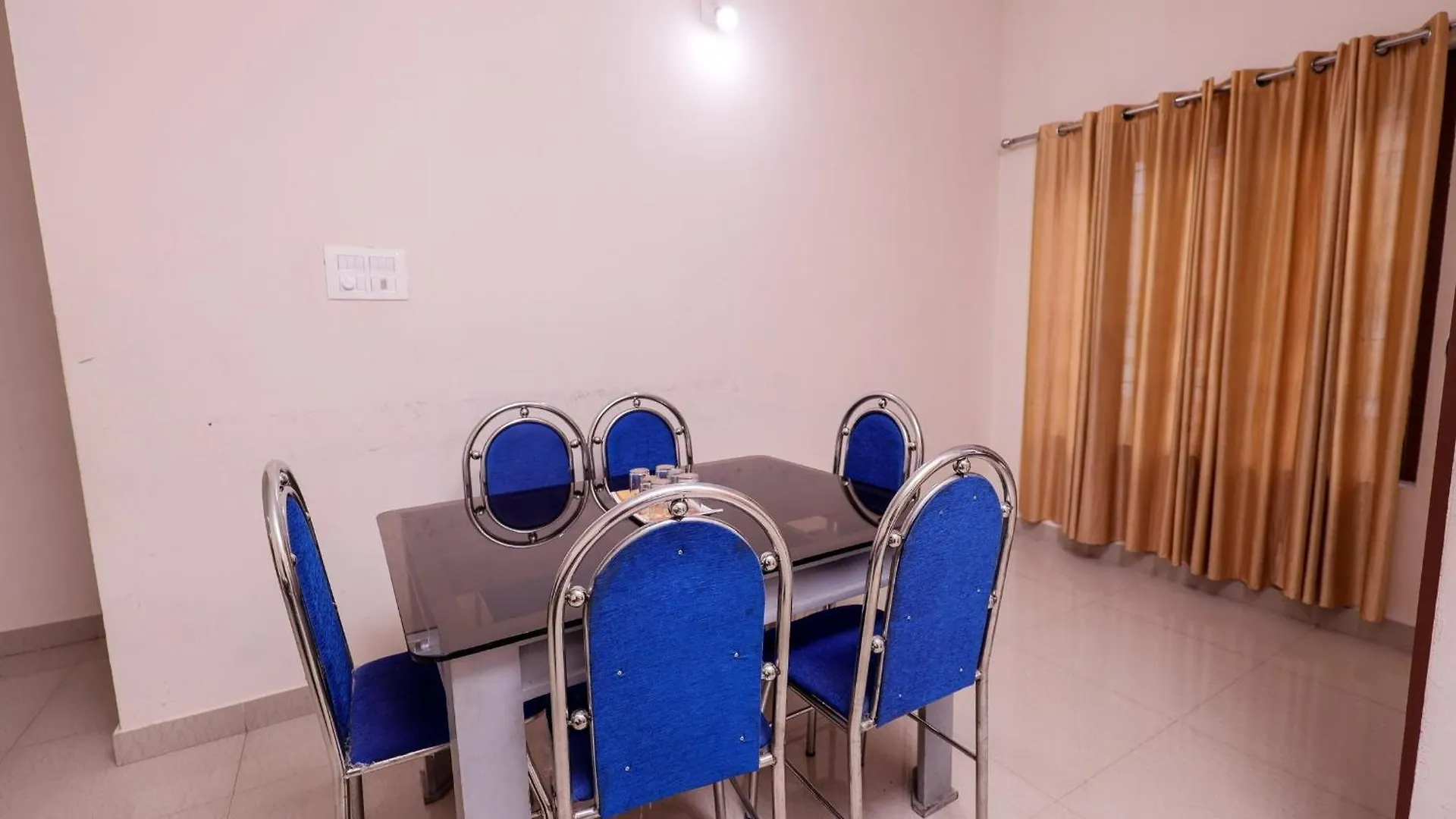 Hotel Wintergates Padinjarathara