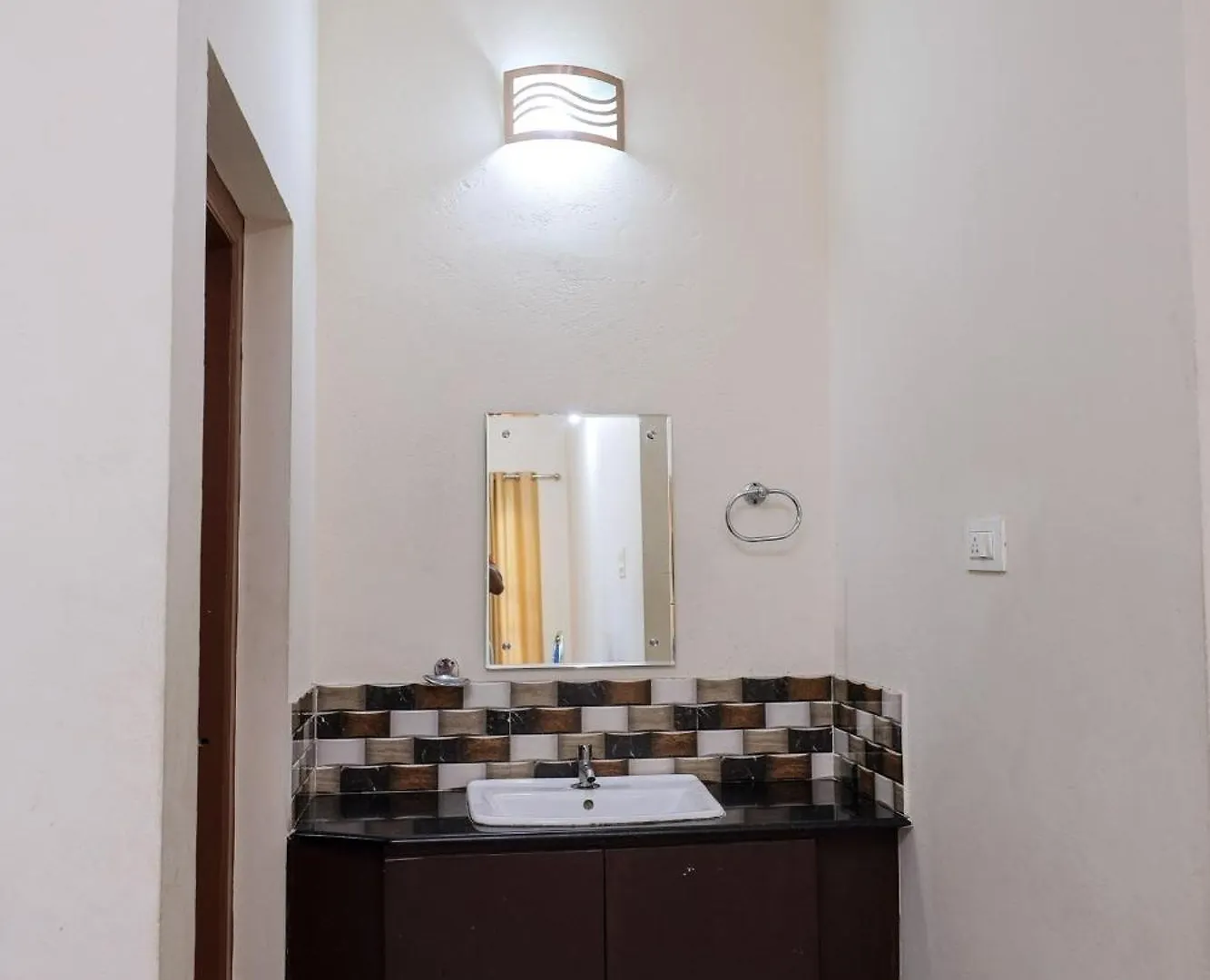 Hotel Wintergates Padinjarathara
