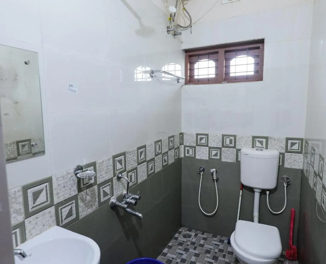 Hotel Wintergates Padinjarathara India