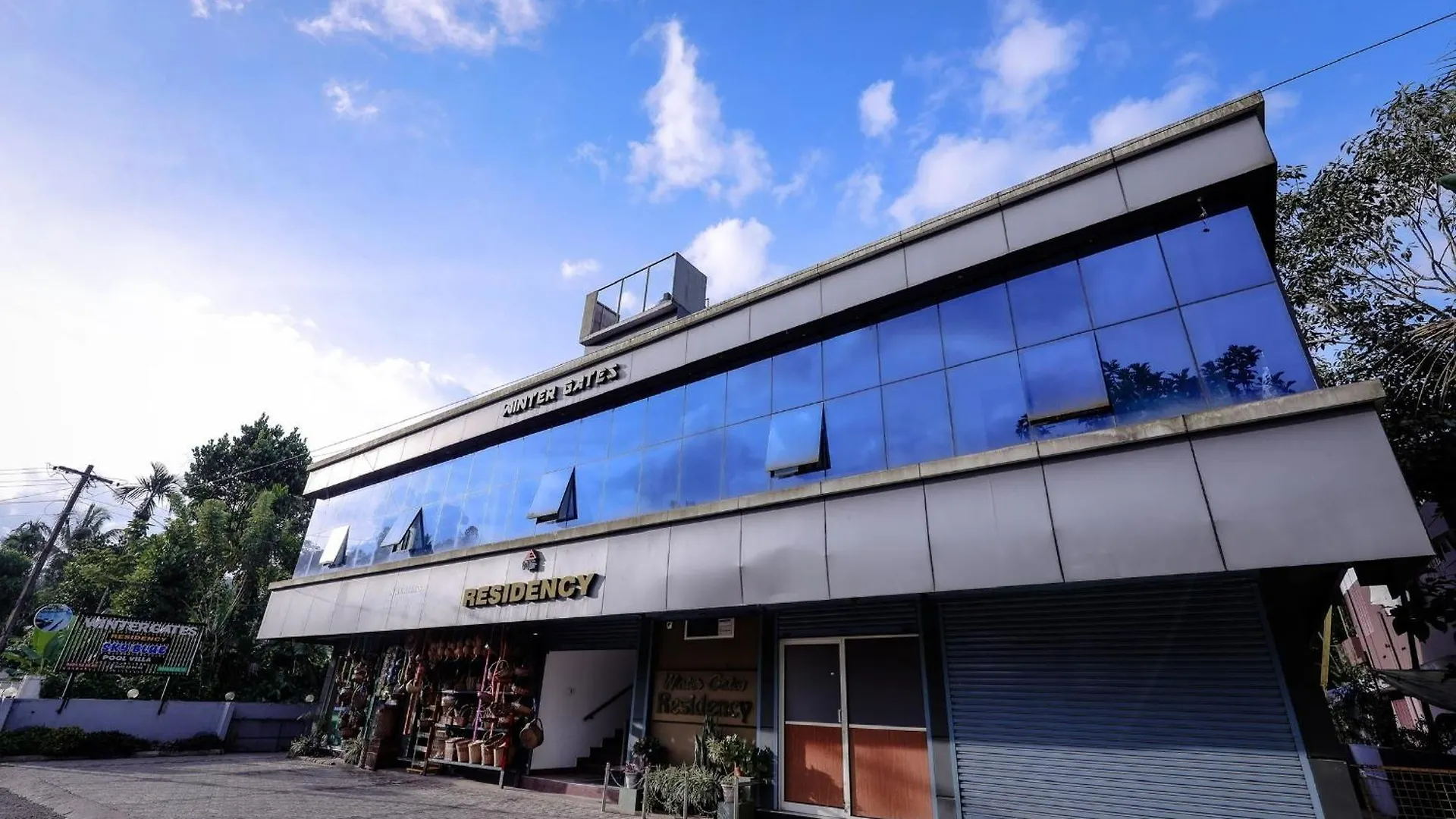 Hotel Wintergates Padinjarathara